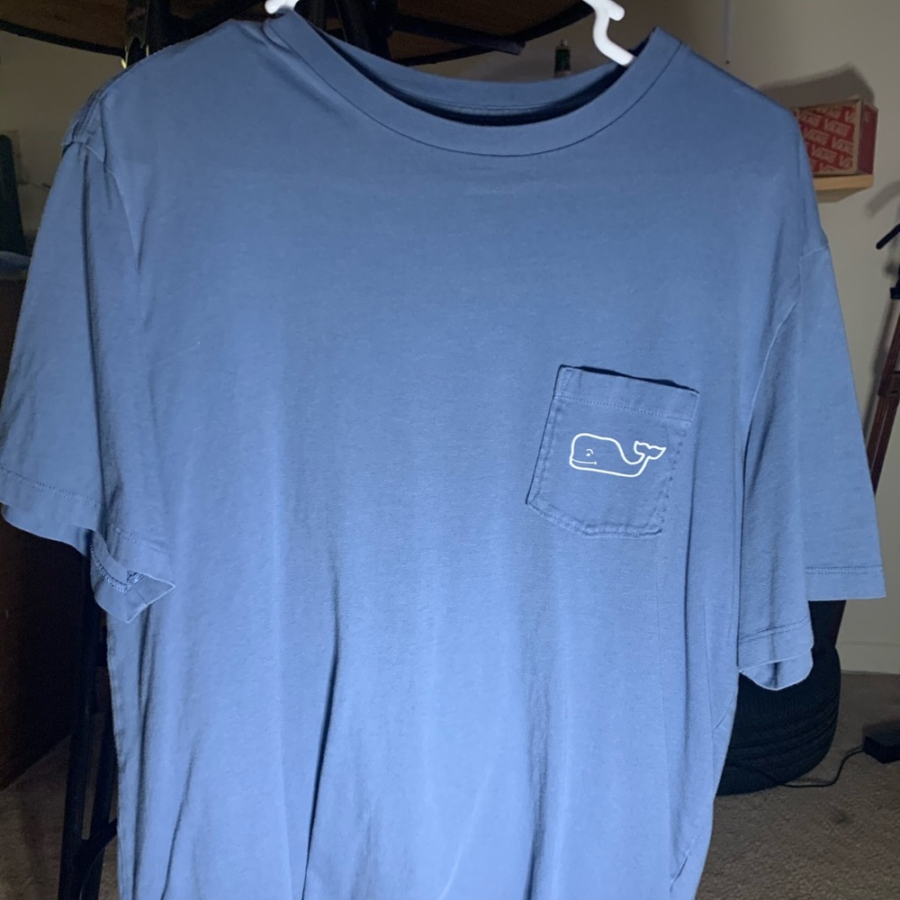 Mens med. vineyard vines T
